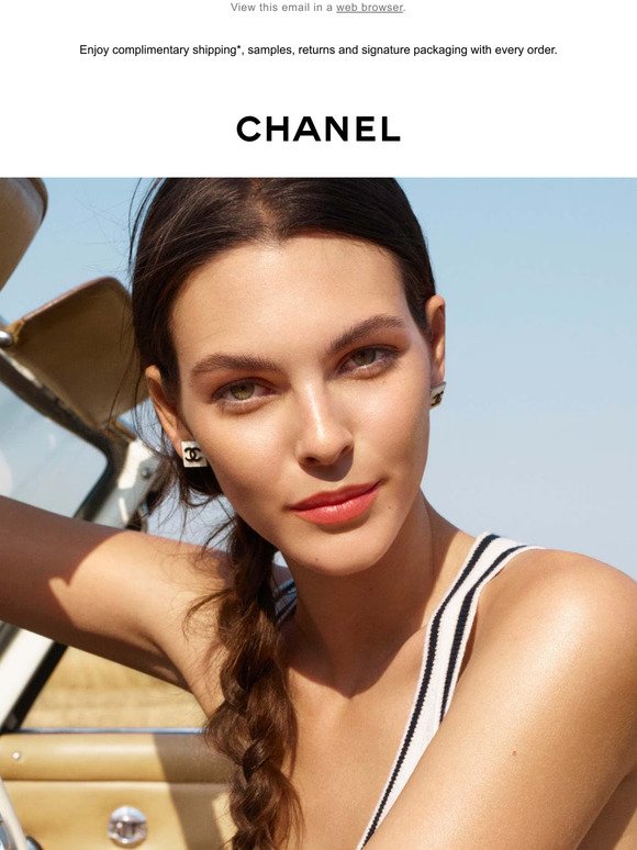 Vittoria Ceretti Gets Her Closeup in Chanel Makeup Spring 2020 Ads