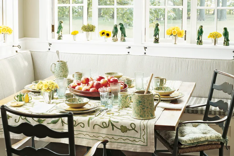 banquette window