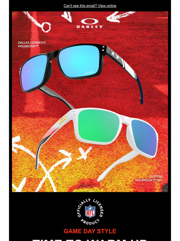 A closer look at our Oakley Sutro Cowboys NFL Edition! 