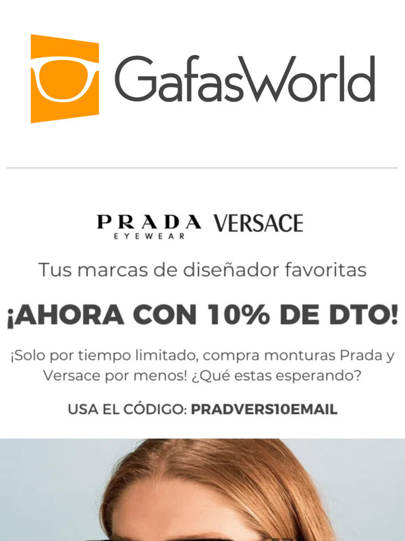 —,  ¿eres del equipo Prada o Versace?