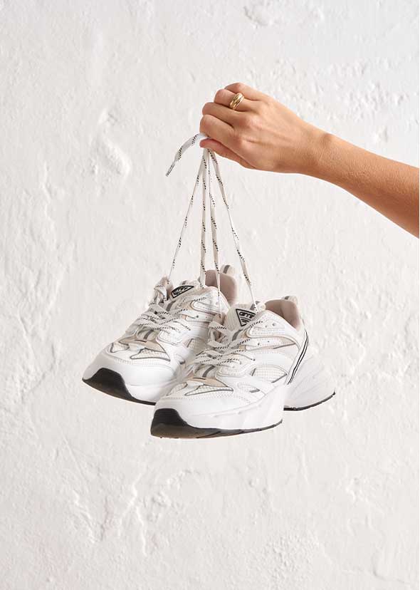 Athena 100 Sneakers