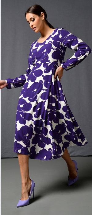 Kleid mit grafischem Dessin
