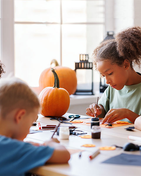 Netflix & Thrill: 15 DIY Halloween Costumes