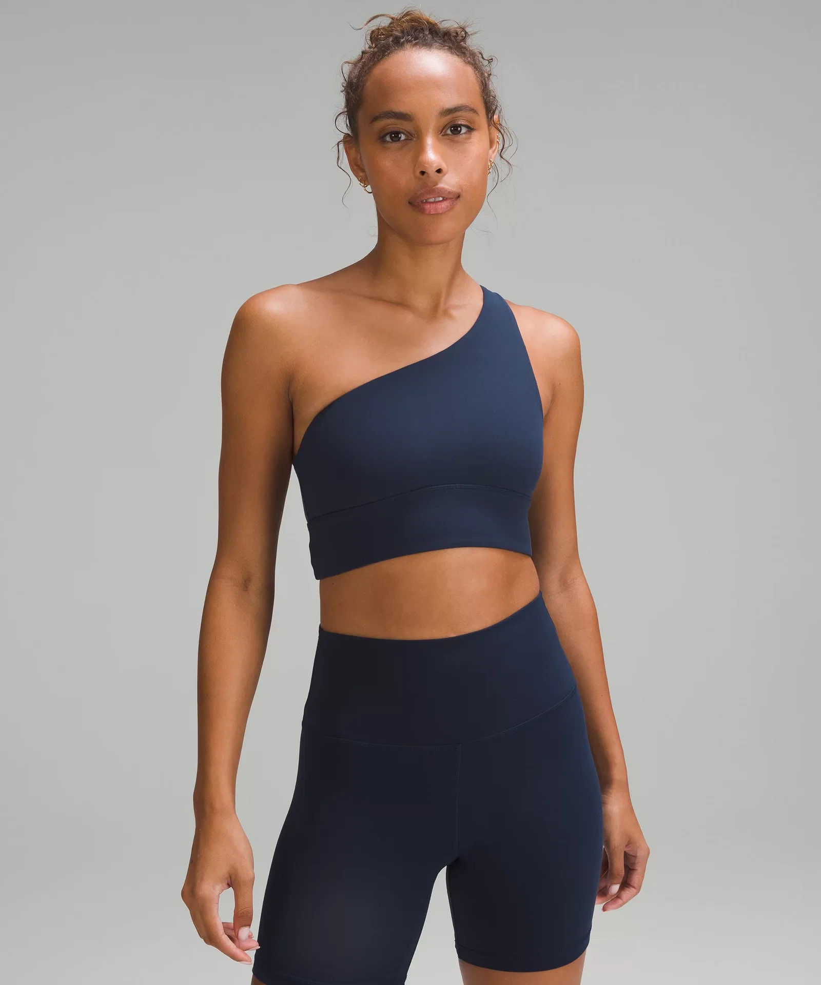 lululemon-align-asymmetrical-bra-light-support
