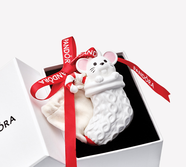 Pandora Jewelry Pandora's Holiday Ornament 2023 is here! Milled