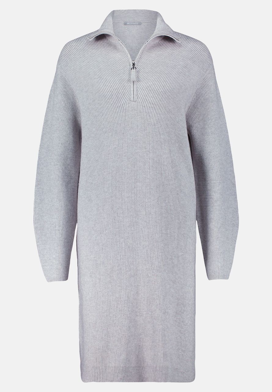 Strickkleid