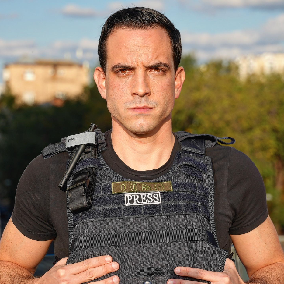 How a War Correspondent Protects His Mental Health