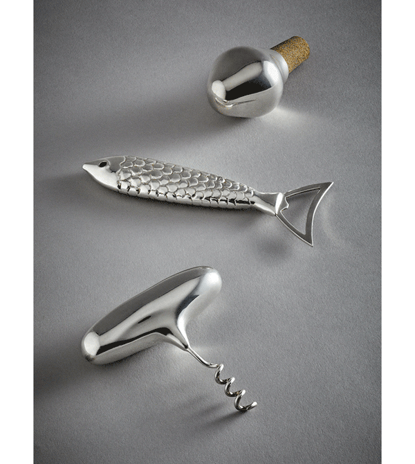 Arket Brass objects for giftgiving Milled