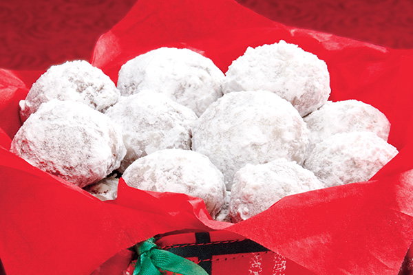 Hot Chocolate Snowballs