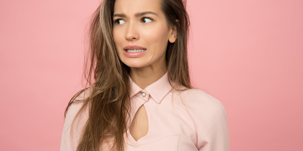 Femme stressée, tendue