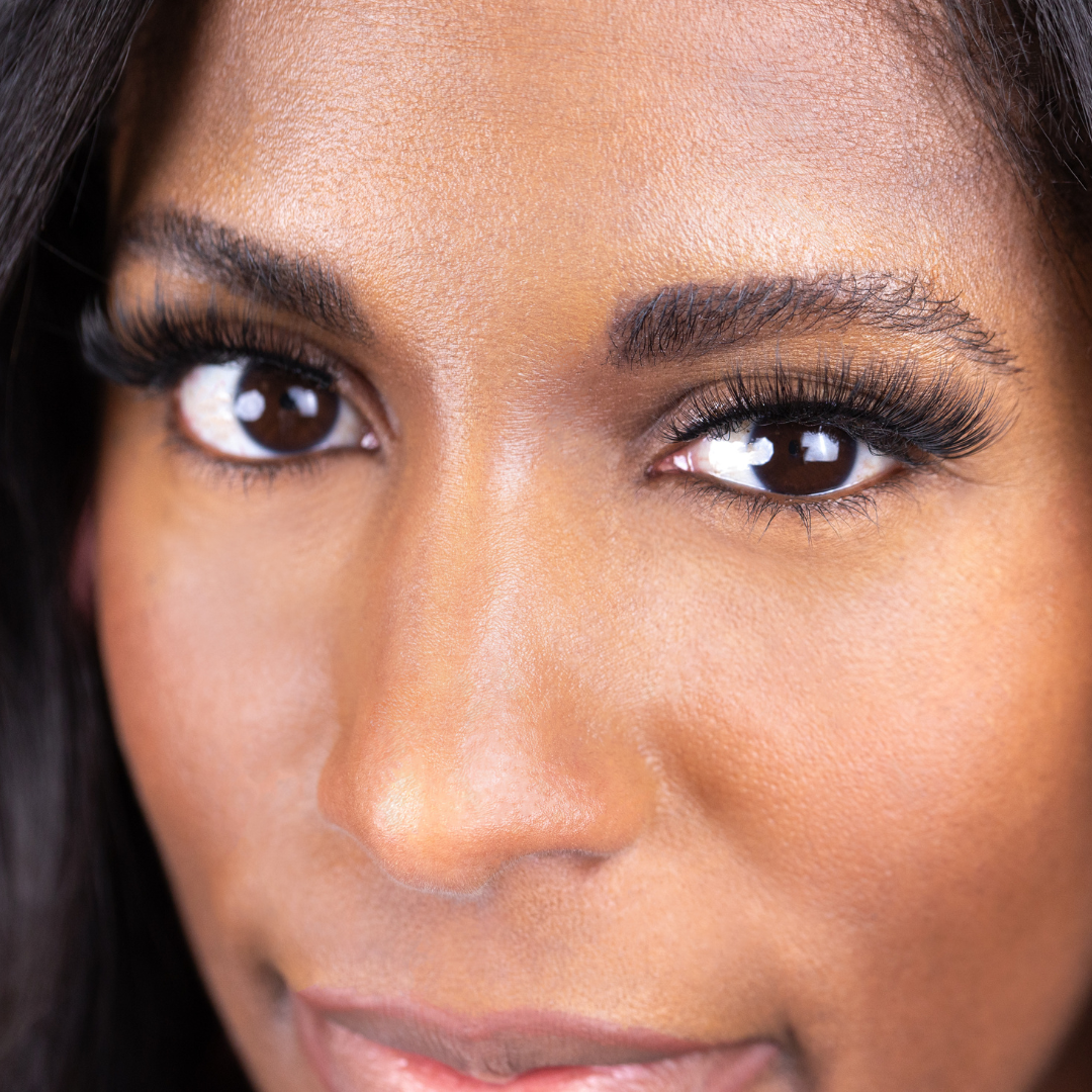 Let's Build a Snow-Woman Faux Mink Lash