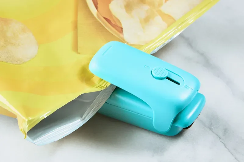 This Thai Julienne Peeler Is the Key to Stellar Papaya Salad, Zucchini  Noodles, and More
