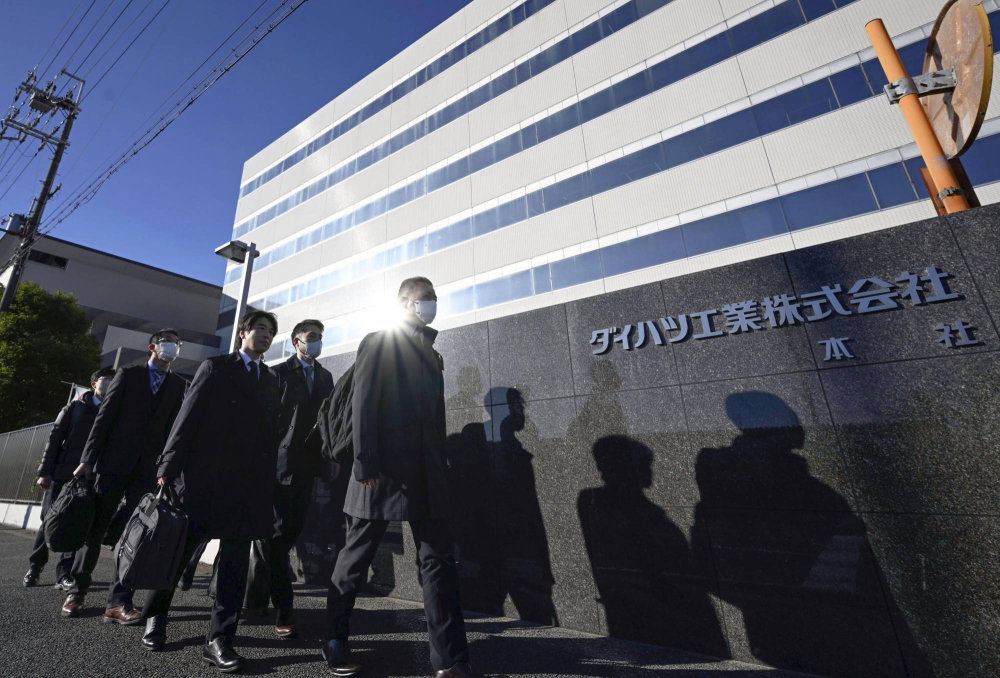 Daihatsu offices raided after scandal halts all car shipments