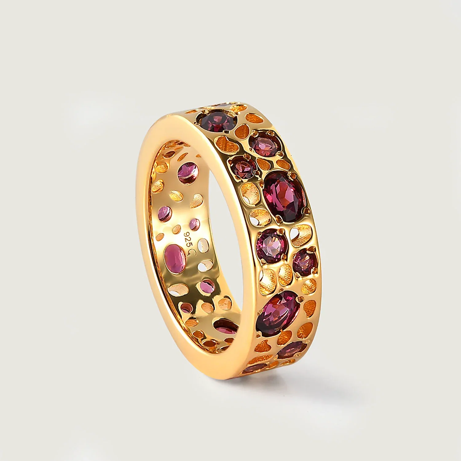 Image of Garnet Lattice Band Ring