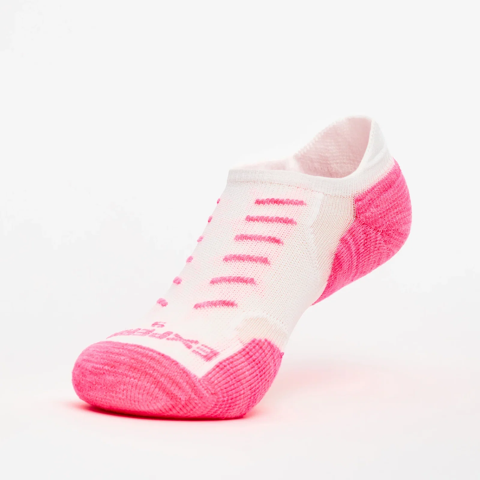 Image of Experia TECHFIT Light Cushion No-Show Tab Socks | XCTU