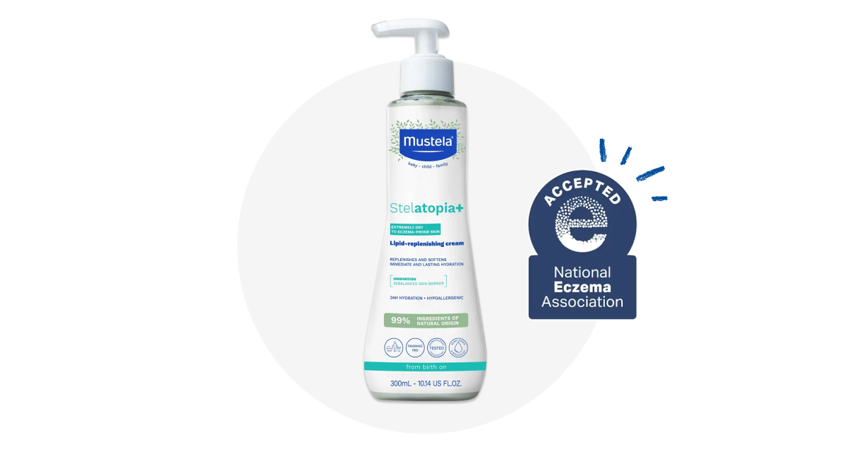 Stelatopia+ Lipid-Replenishing Cream Pump comes with an easy-to-use pump.