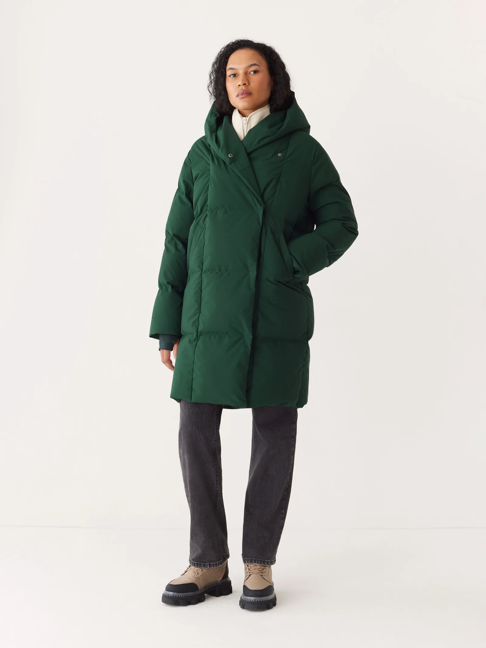 Image of The Hygge Puffer Coat in Forest Green