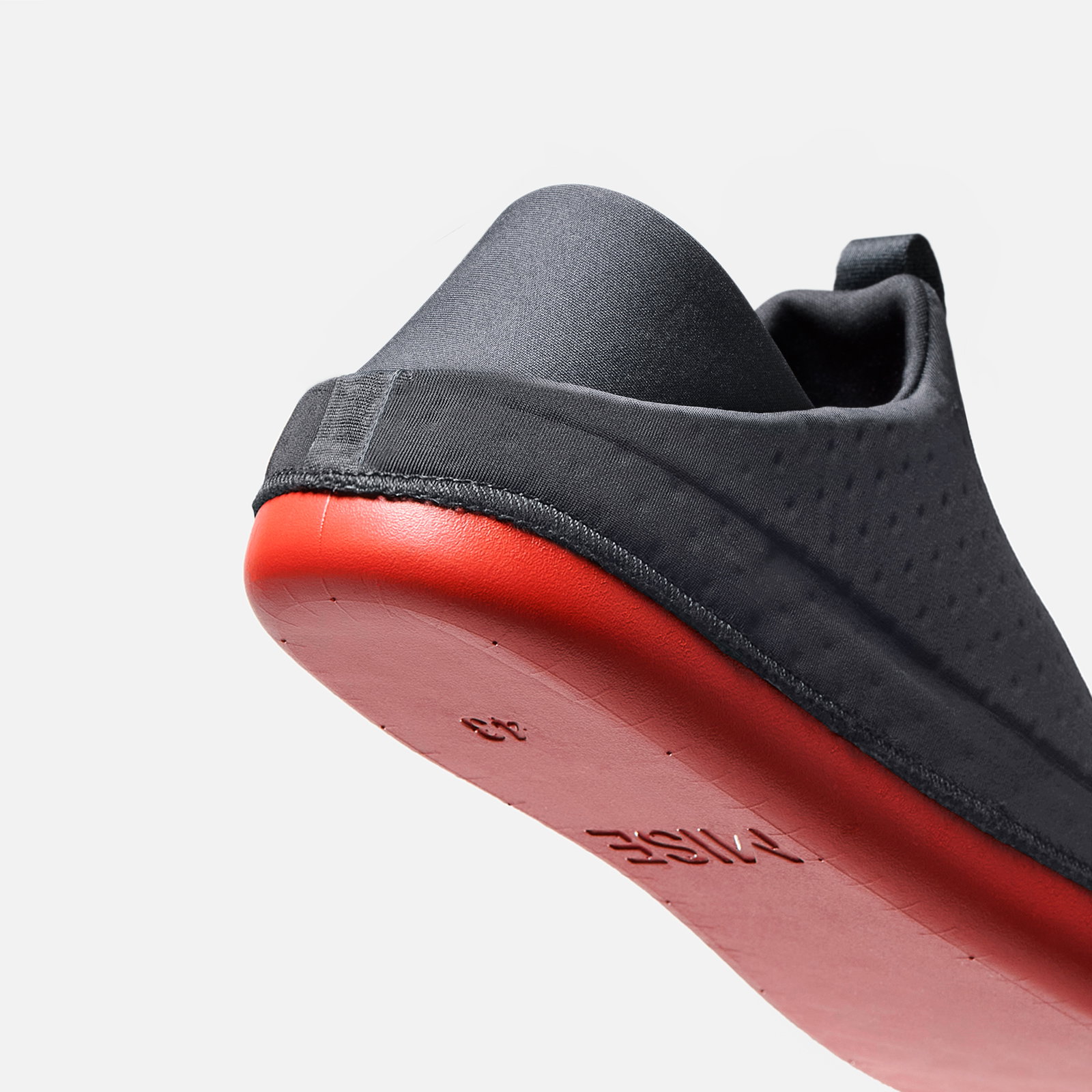 MISE Relaxed kitchen shoe Insole heel view
