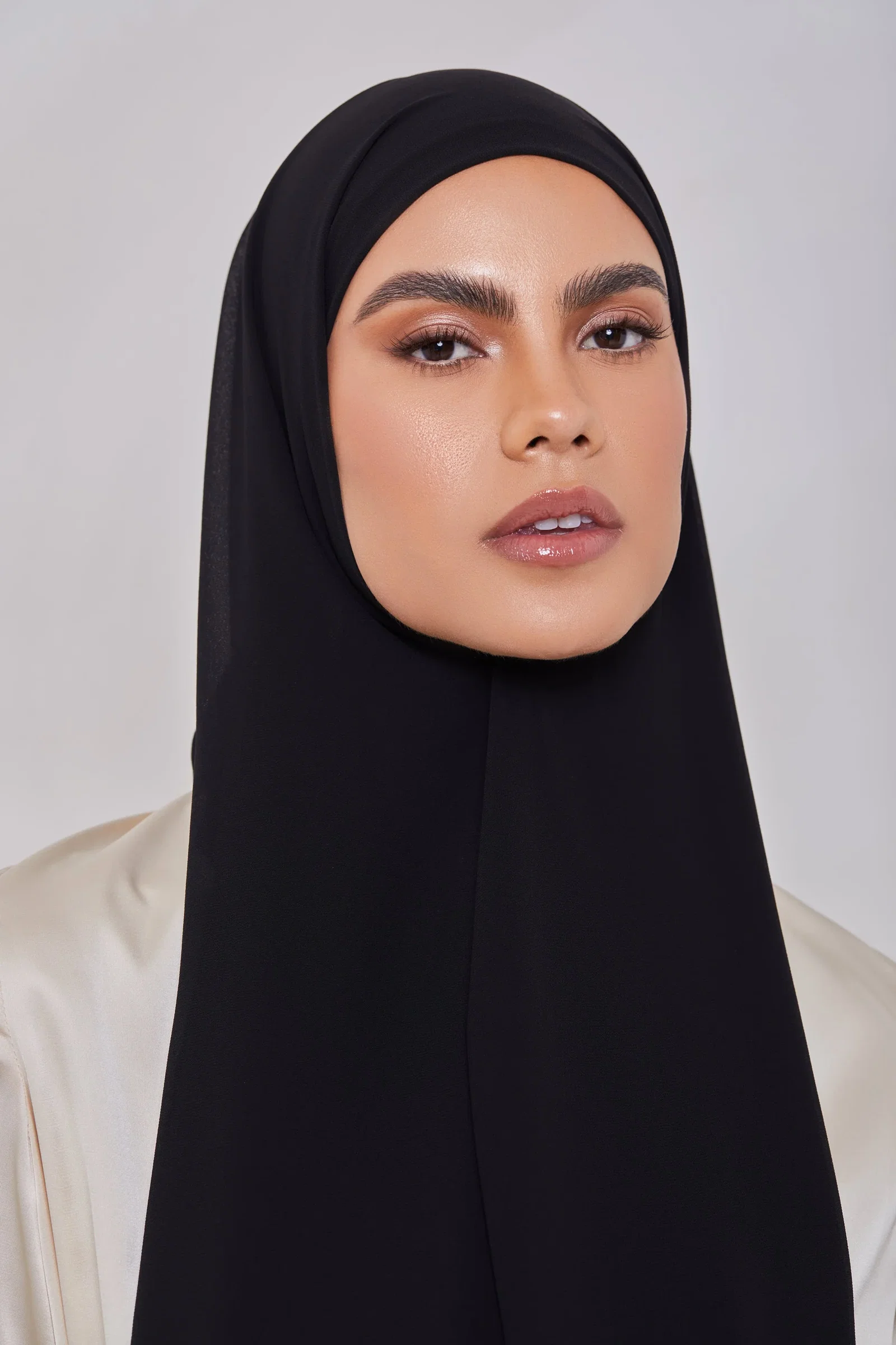 Image of Essential Chiffon Hijab - Black
