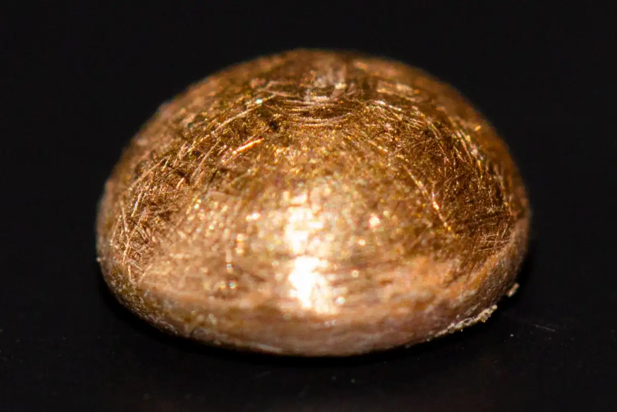 Old milk can be used to extract gold and other metals from e-waste. Image leads to article.