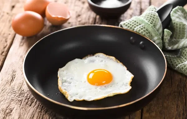 Je mange un oeuf par jour depuis deux ans, y a-t-il un risque pour mon cholestérol?