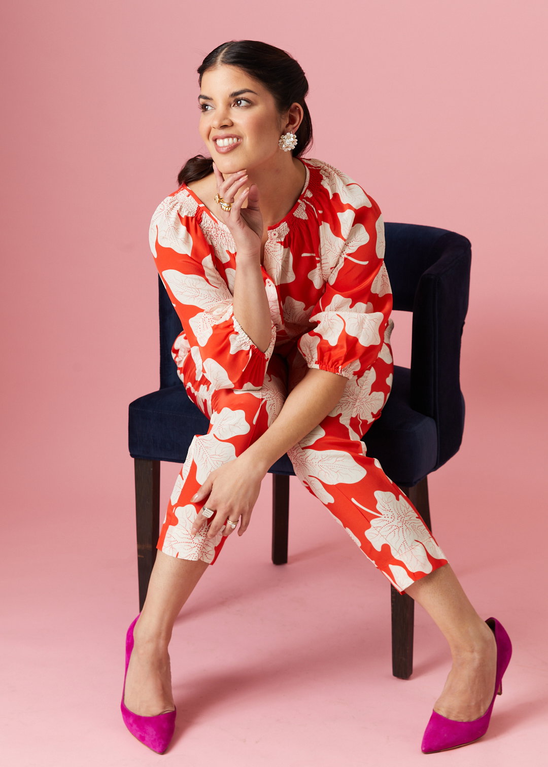 Amanda wearing the classic blouse and julia pant in vibrant verdant