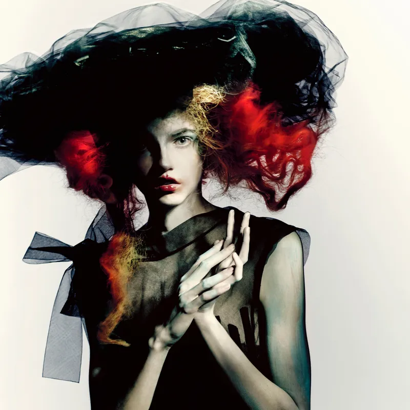 A World Apart: In Paris, the Palaia Galliera Honors Paolo Roversi