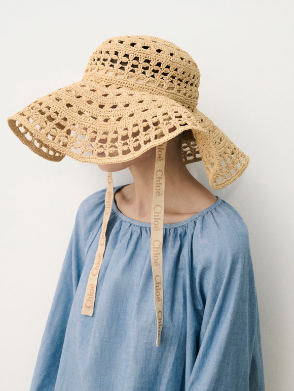 CAPELINE HAT