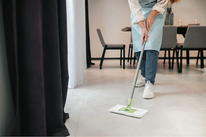 Hemstädning abonnemang 4 tillfällen med I-Shine