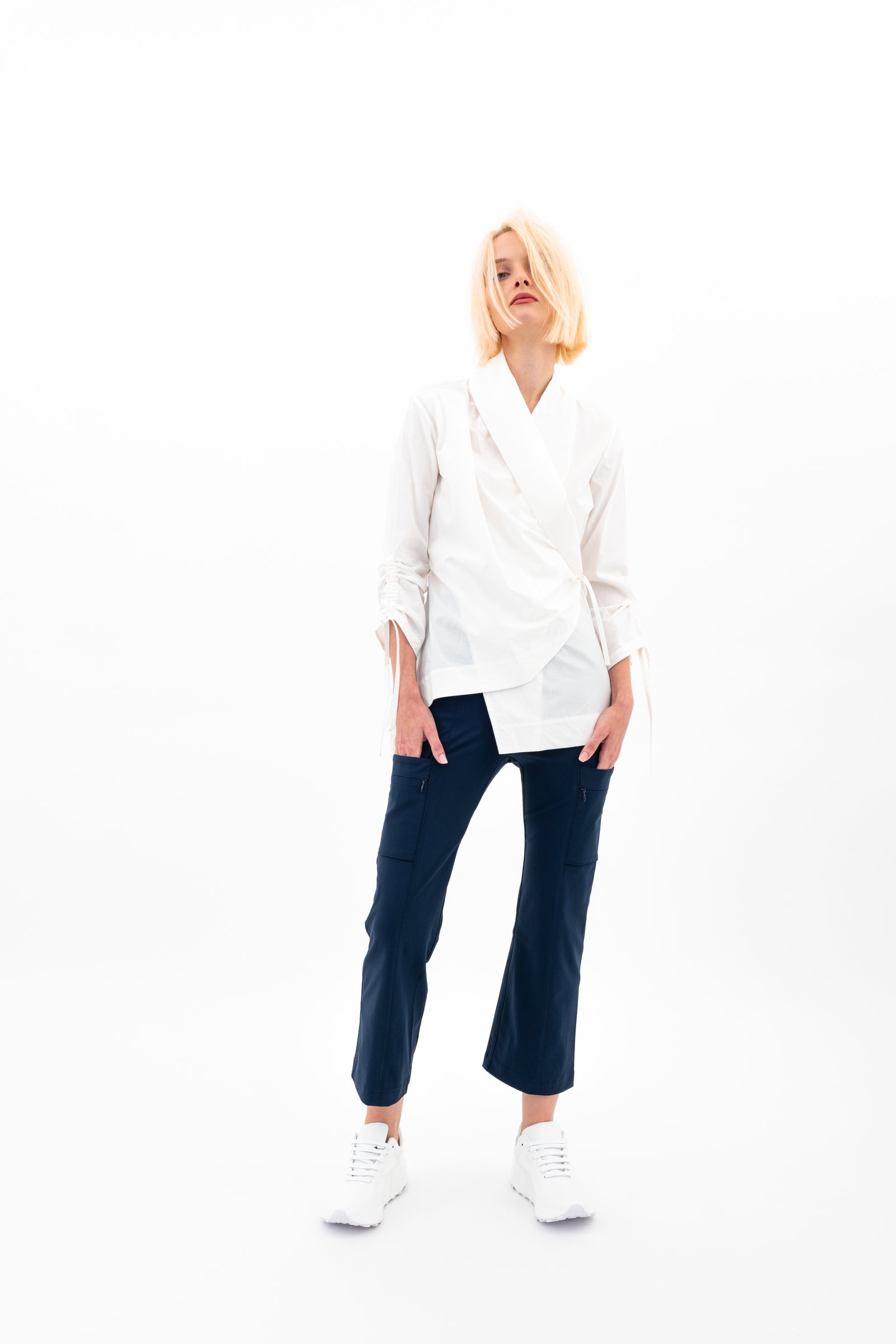 woman wearing top and pants
