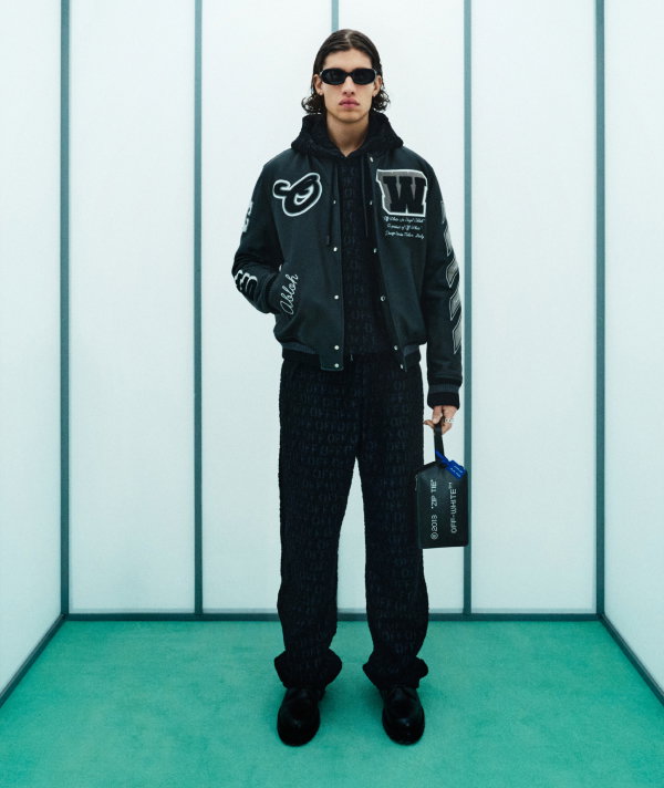 OFF-WHITE