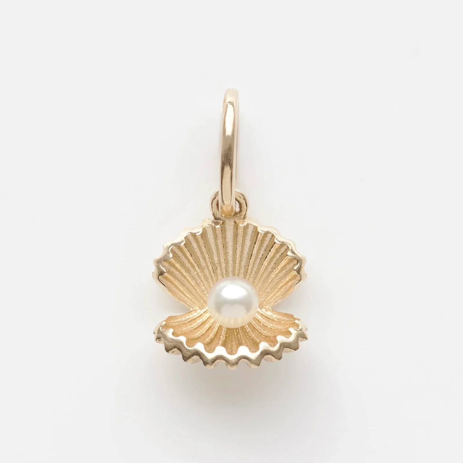 Image of Pearl Clam Shell Charm