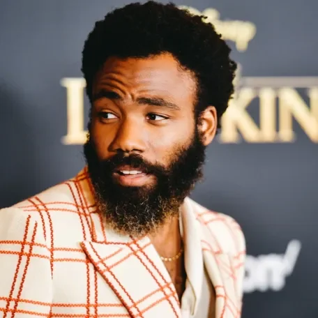 25. Donald Glover     • Avg. episode rating:  8.0/10 (412 votes)     • Appearances as host:  1 (May 5, 2018)     • Highest-rated episode:  S43, Ep19 (Musical guest: Childish Gambino)