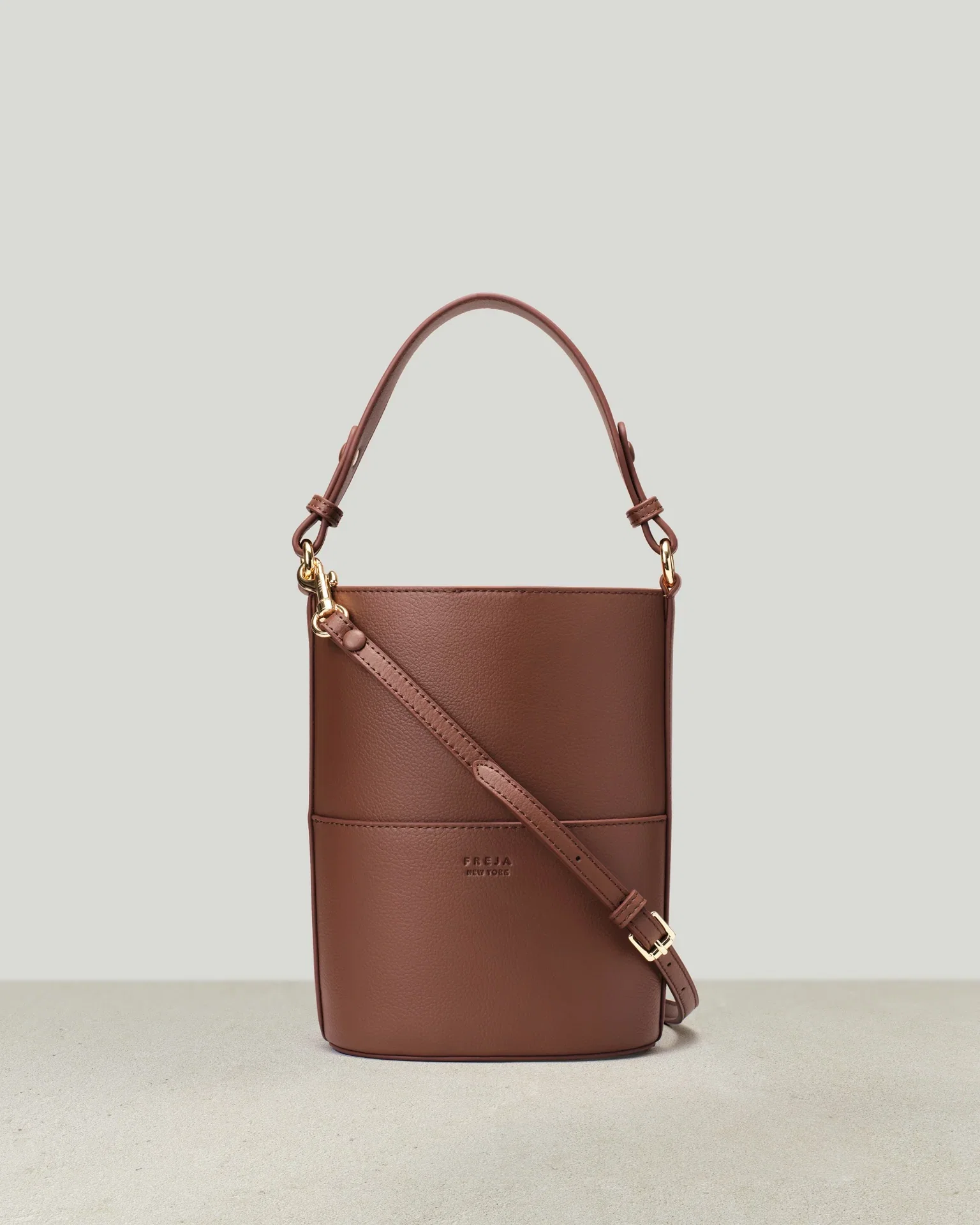 Image of Bucket Bag Pecan