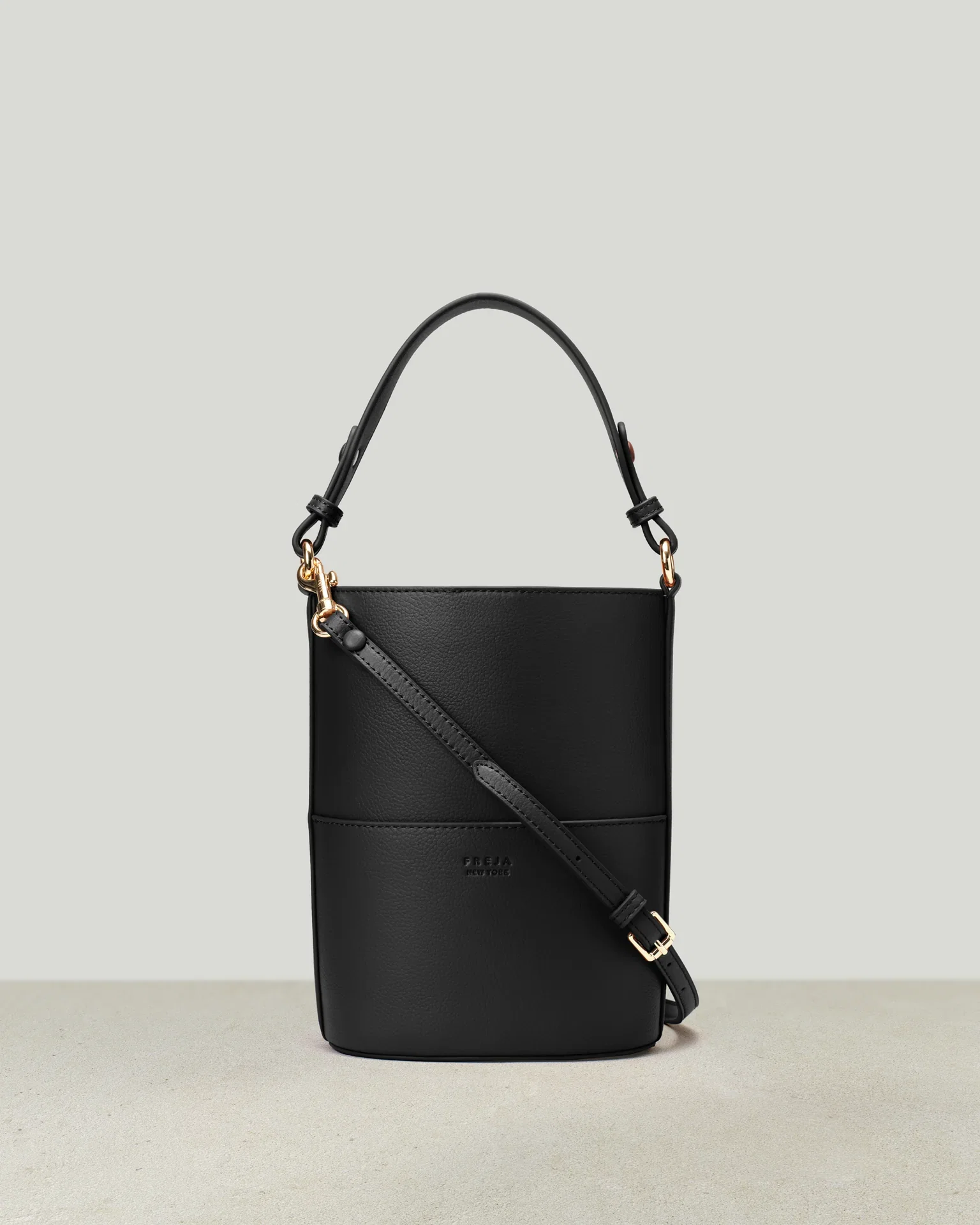 Image of Bucket Bag Black