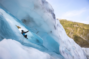 South Island, New Zealand. Image links to tour