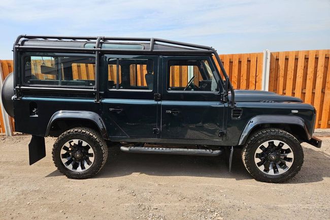 1998 Land Rover Defender D110