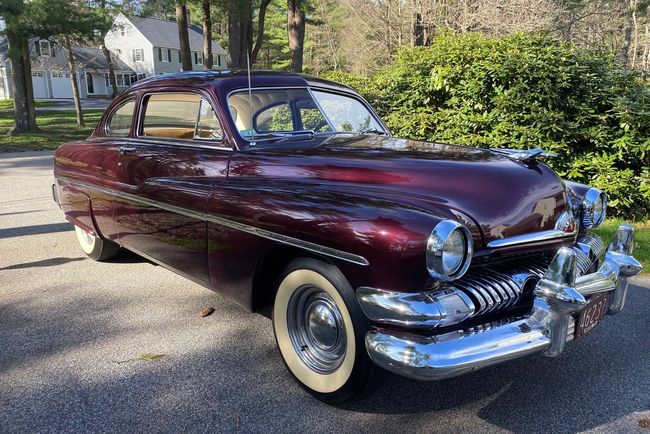 Curvaceous Classic: 1951 Mercury Sport Coupe