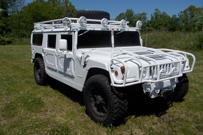 Modified 1996 AM General Hummer H1 4x4
