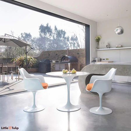 90 cm Circular Saarinen Tulip Table &amp; 2 Arm Chair Set