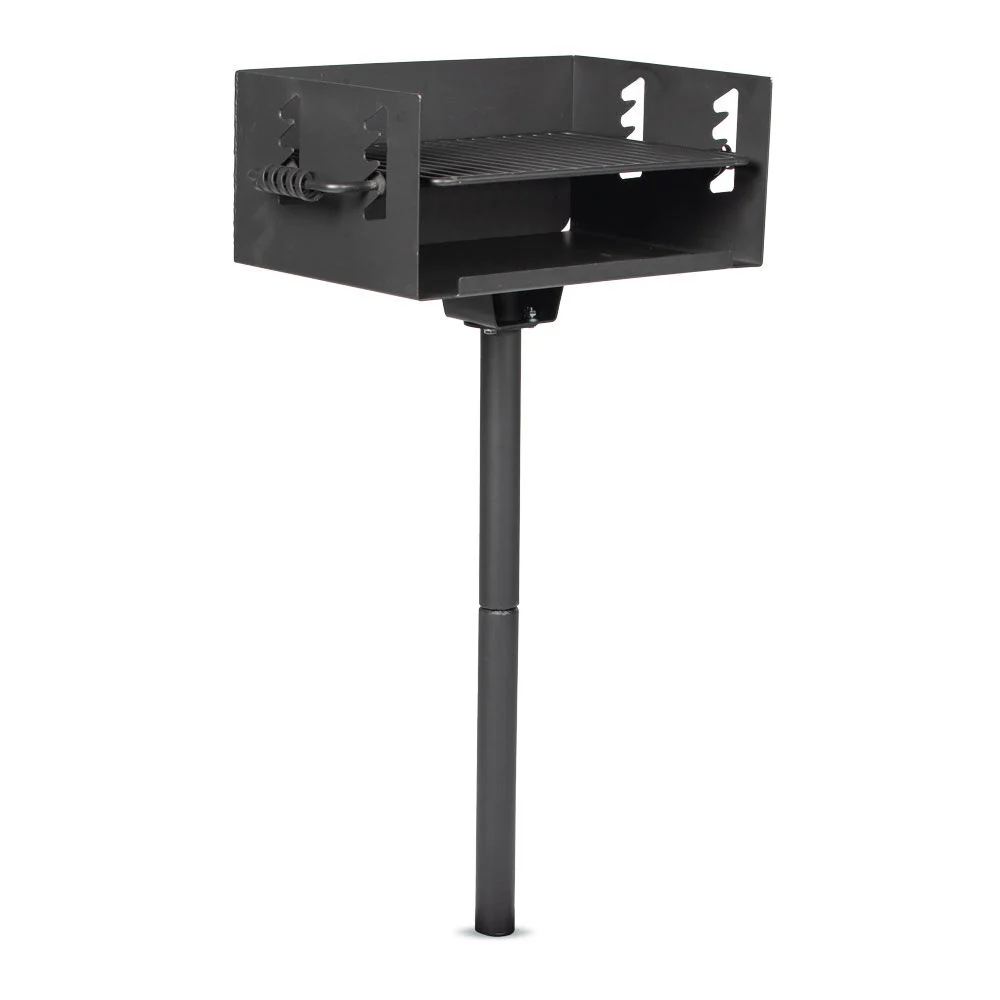 Image of 384 Sq. In. Park-Style Charcoal Grill