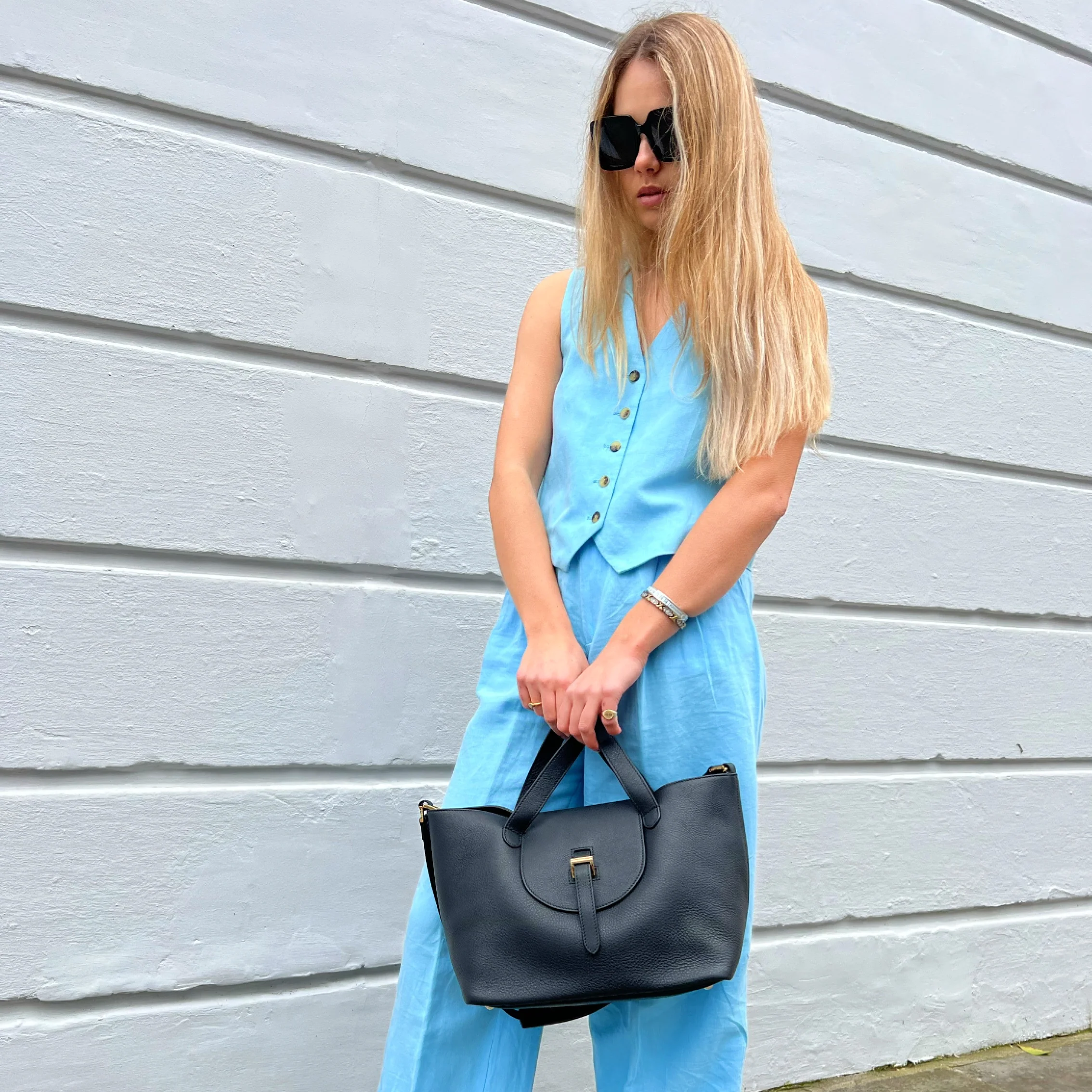 Thela Black Medium Handbag - Iconic Italian Leather Tote