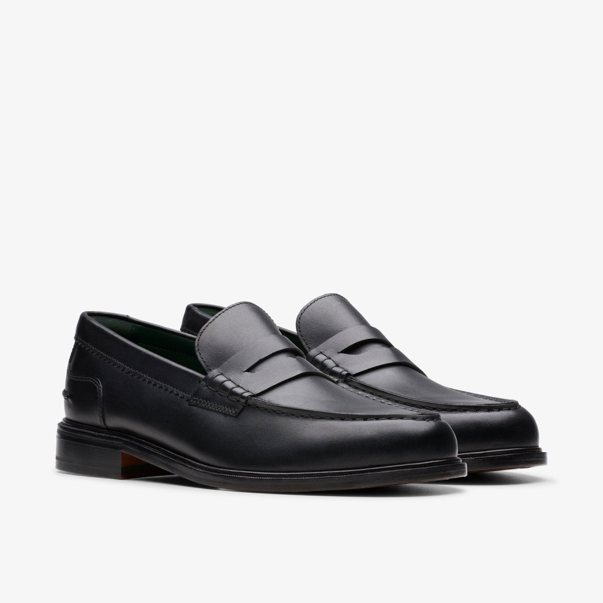 Image of the mens loafers, Craft James Lo in Black leather. Links to product page.