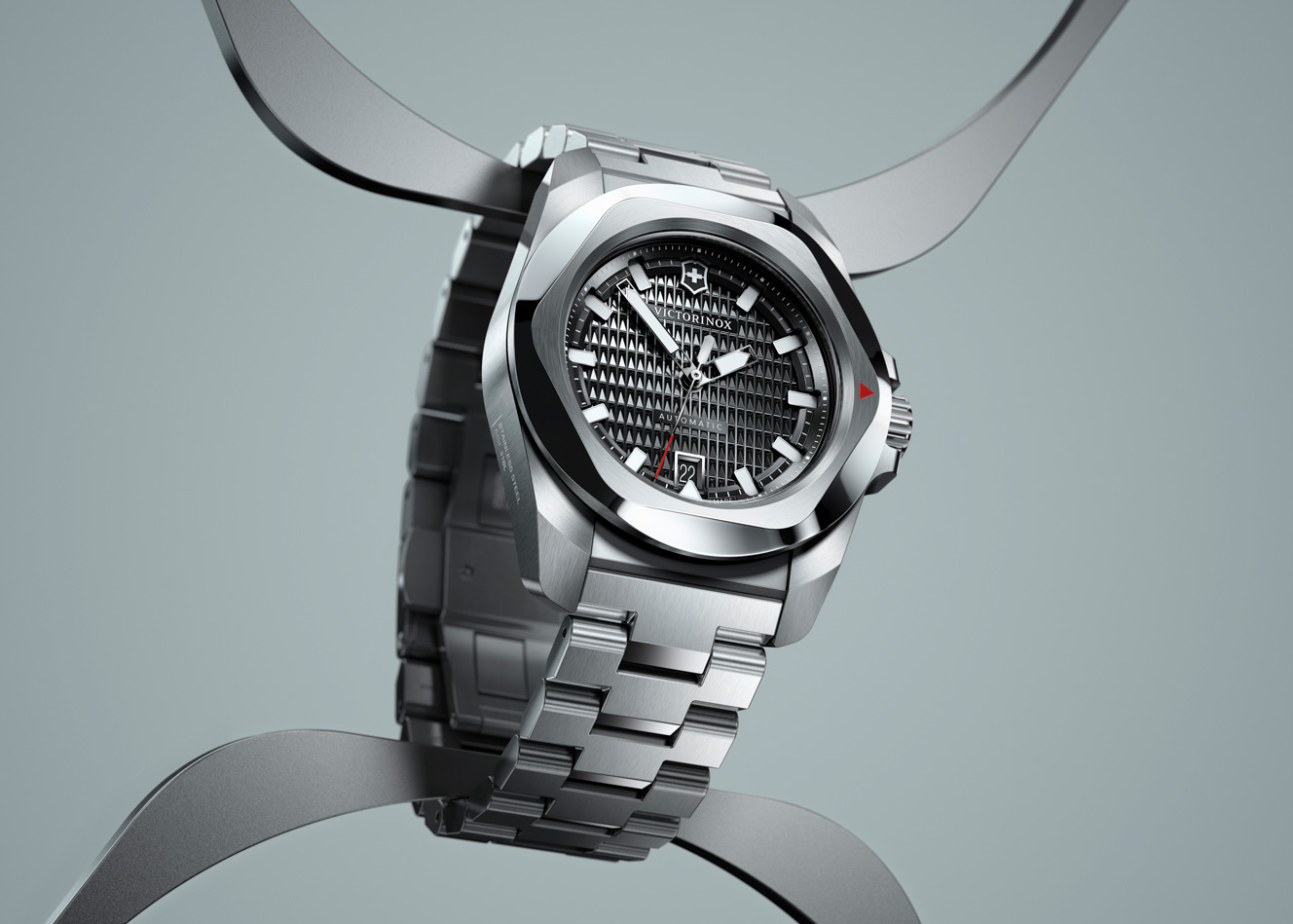 Victorinox: Meet the New Generation of I.N.O.X. Automatic | Milled