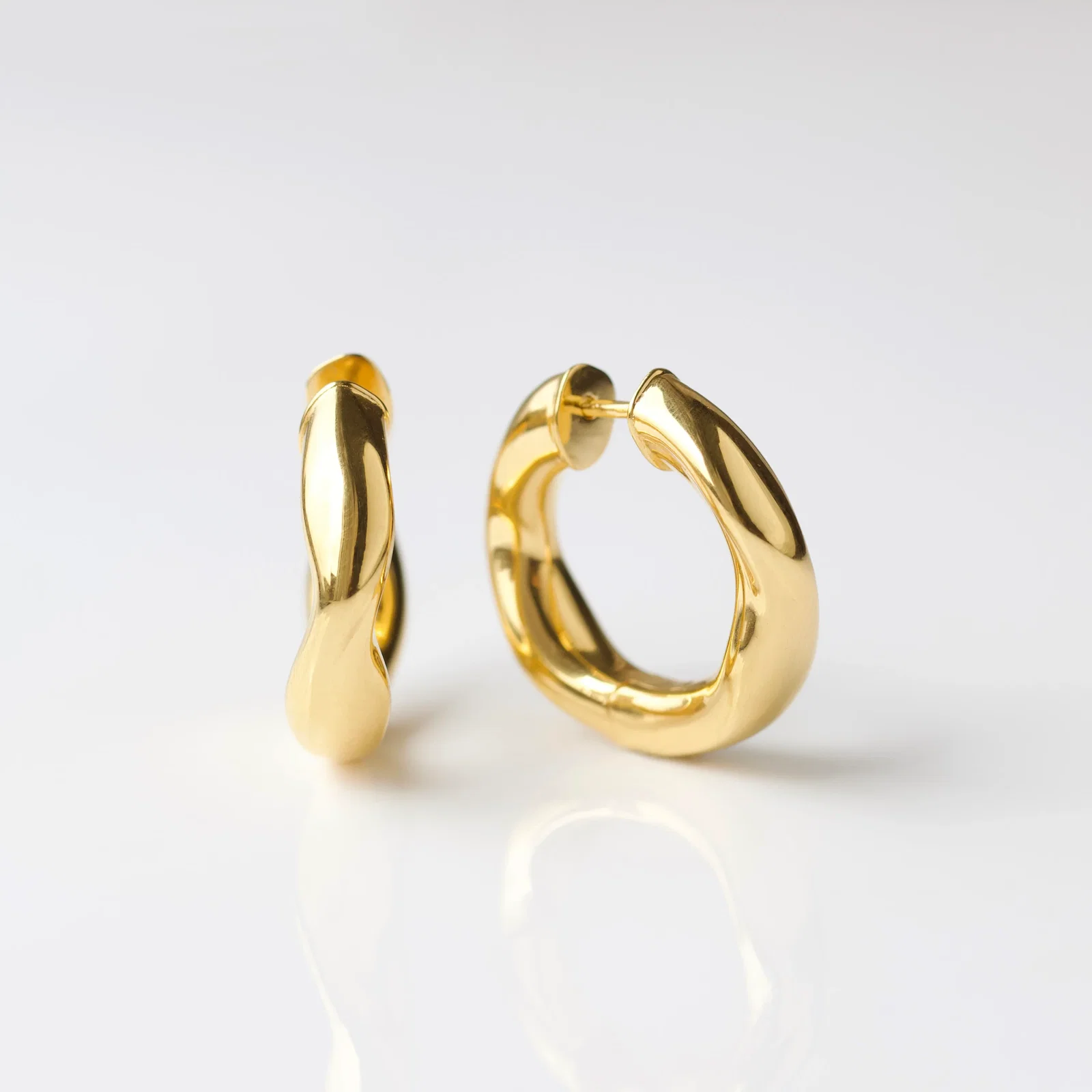 Image of Chunky Organic Hoops