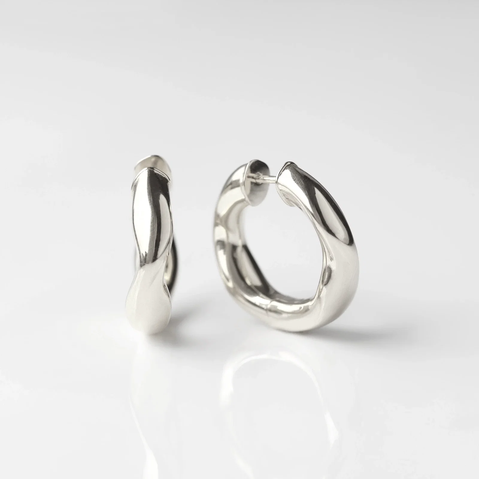 Image of Chunky Organic Hoops