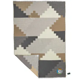 Image of Tentree Organic Cotton Peaks Woven Blanket