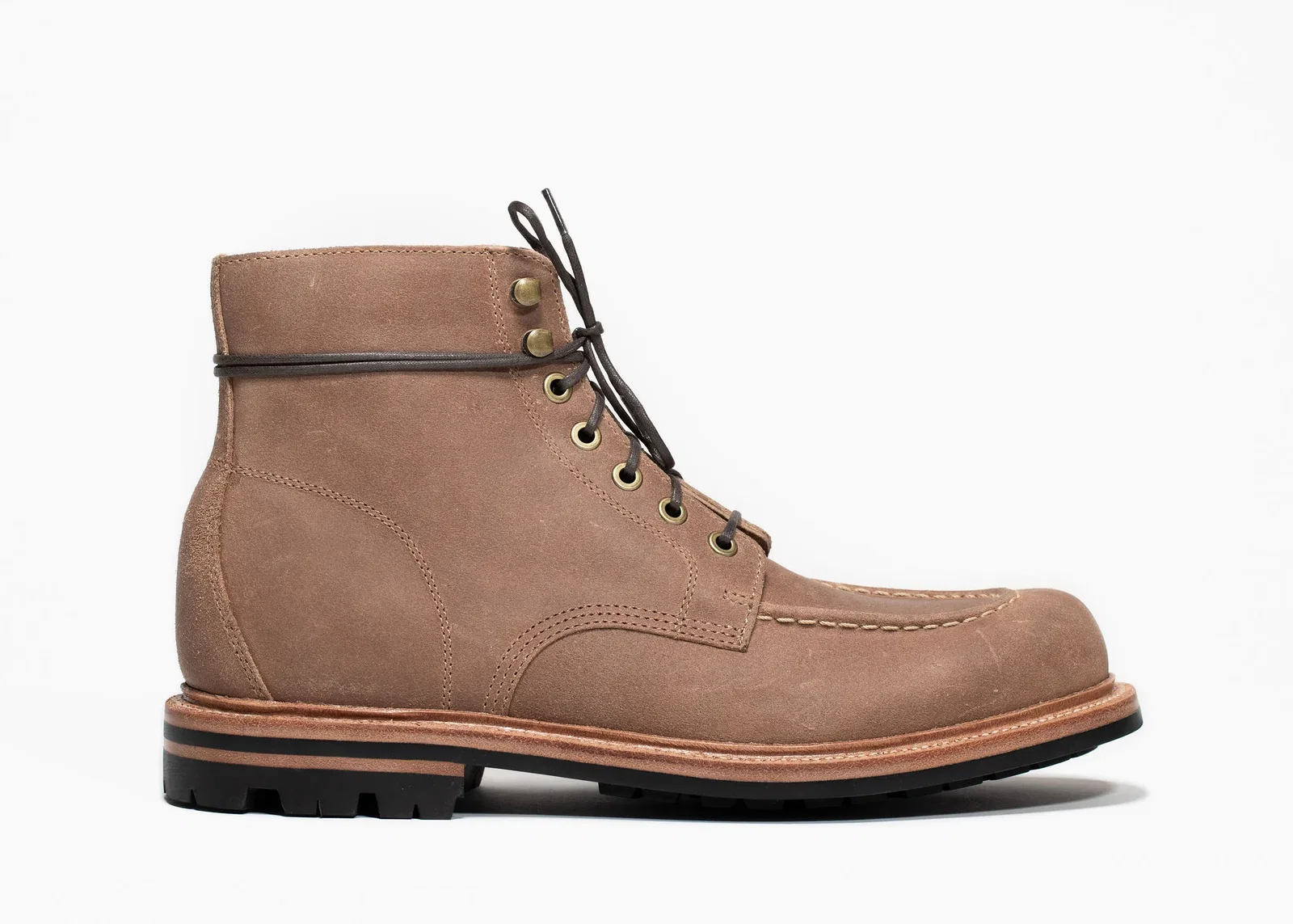 Image of Brass Boot Natural Waxed Commander