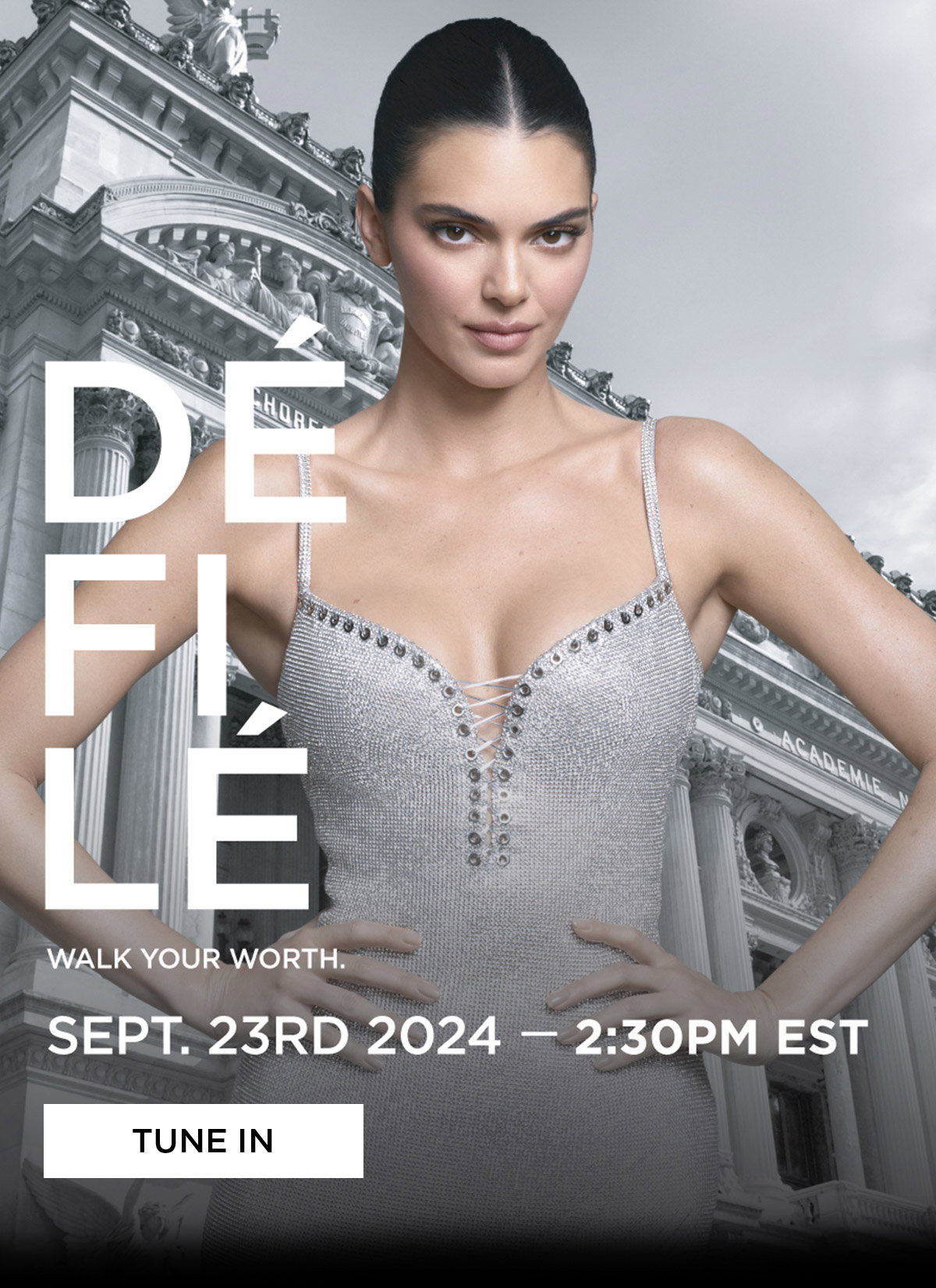 DÉFILÉ