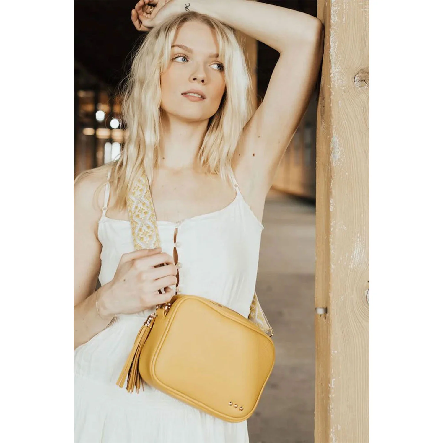 Image of Women's Pretty Simple Willow Camera Crossbody Bag Mustard